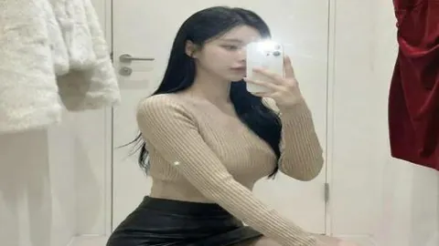 上海海港客场5-0横扫青岛海牛，武磊独造三球助力胜利